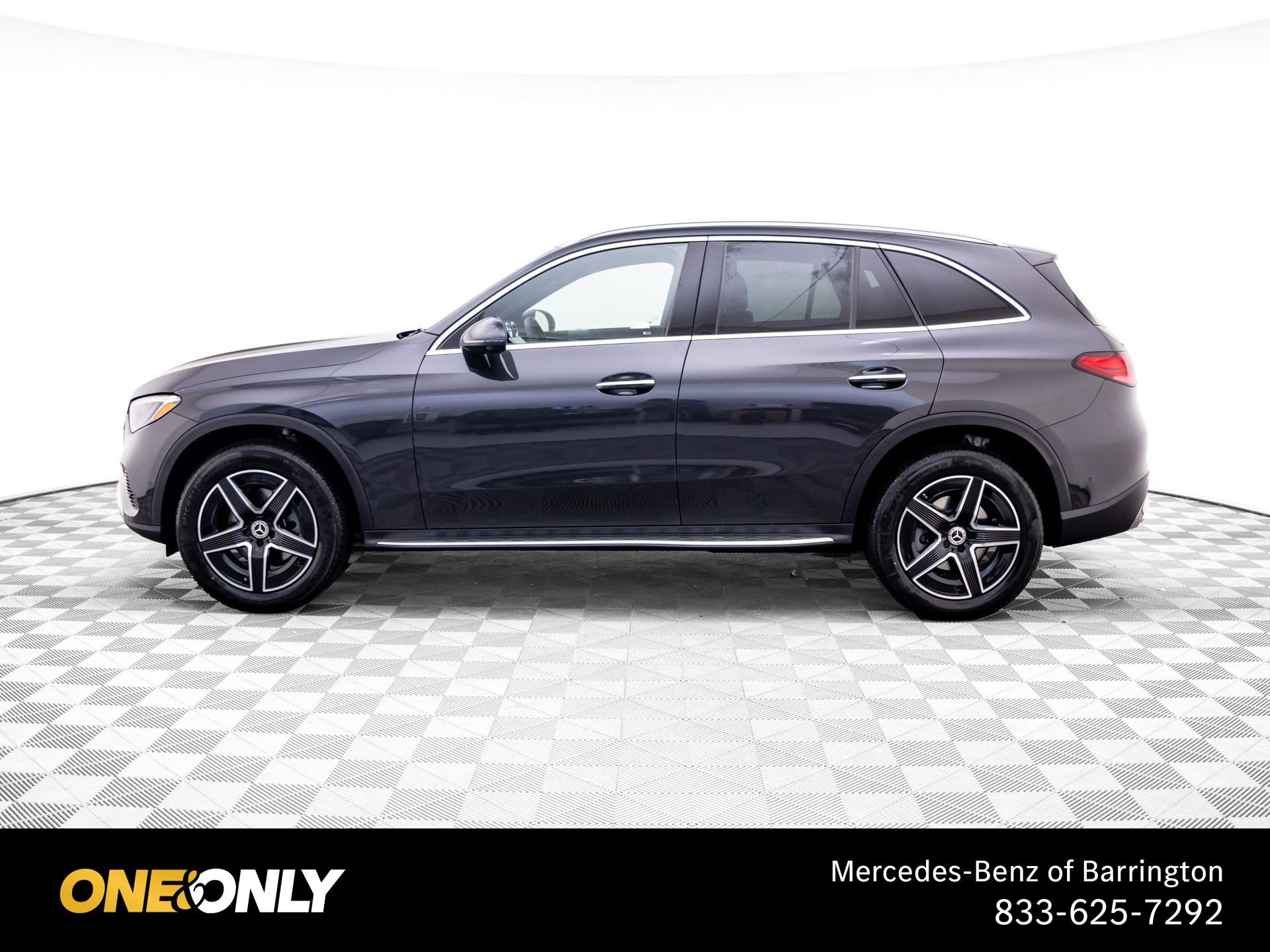 New 2027 Graphite Grey Metallic Mercedes-Benz GLC 300 image 2