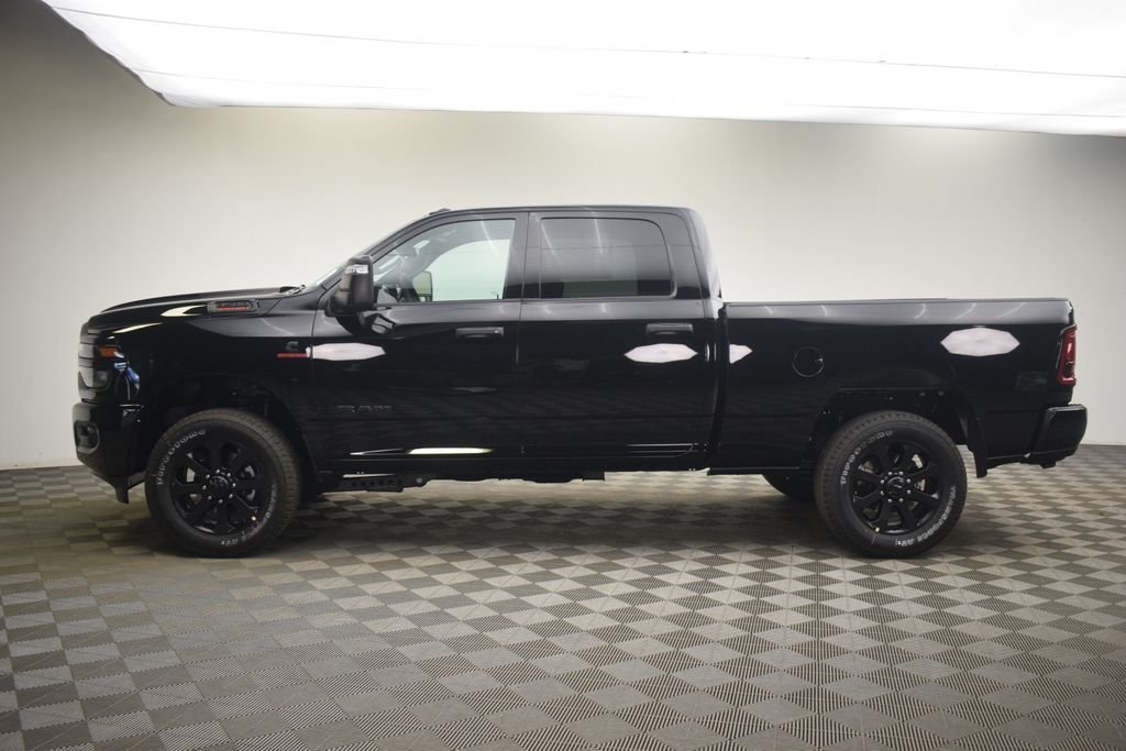 New 2026 Diamond Black Crystal Pearl-Coat Exterior Paint RAM Big Horn image 13
