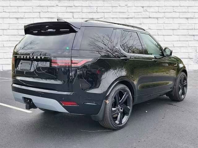 New 2025 Santorini Black Land Rover Metropolitan Edition image 6