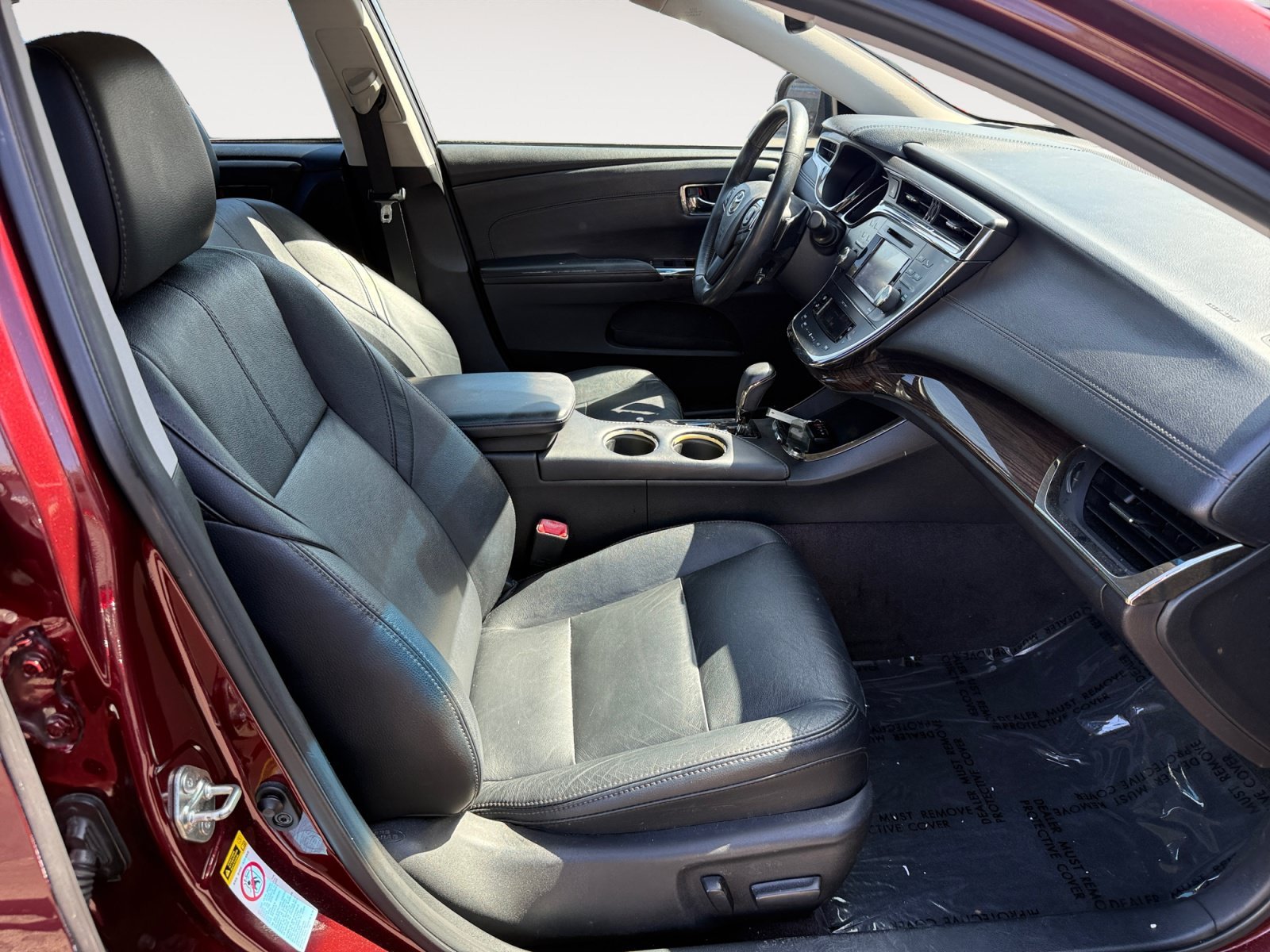 Used 2014 Mica Toyota XLE Touring image 19