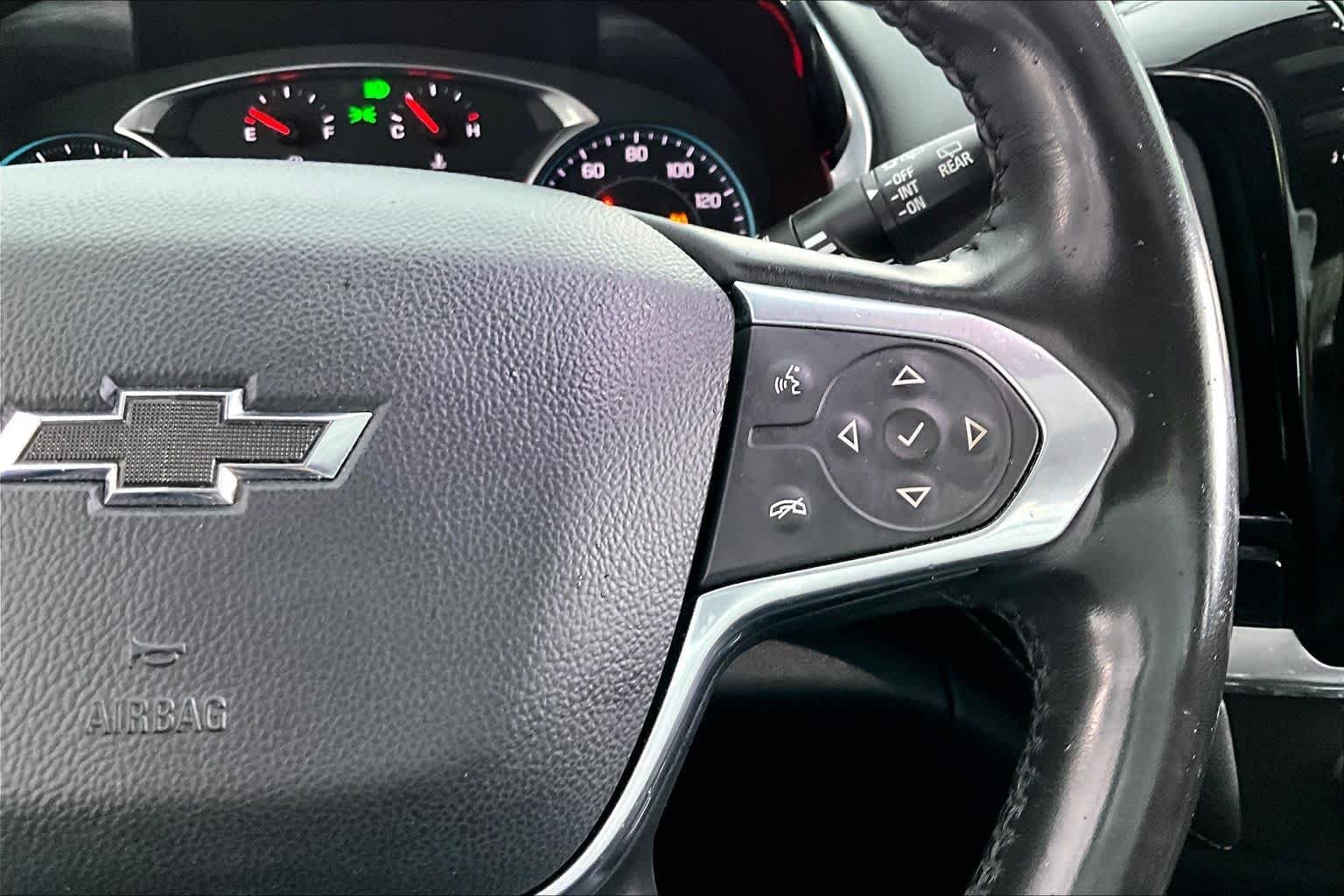 Used 2020 Cajun Red Tintcoat Chevrolet RS image 25