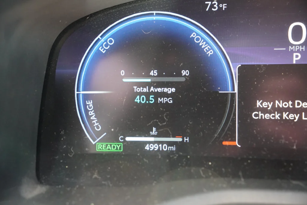Used 2025 Pearl Toyota XSE image 8