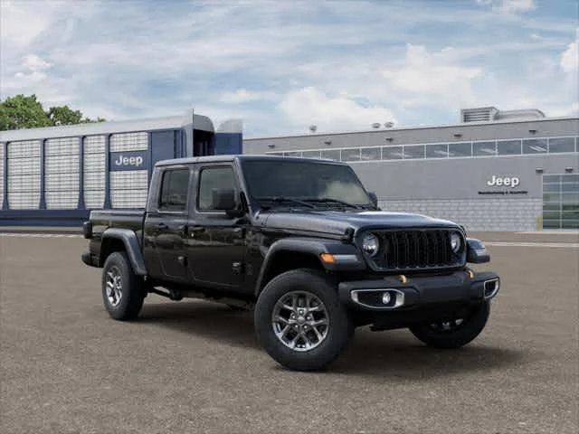 New 2026 Black Clear-Coat Exterior Paint Jeep 85th Anniversary Edition image 15