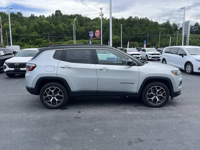 Used 2025 Silver Jeep Limited image 2