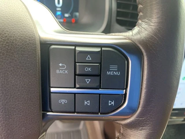 Used 2023 Green Ford King Ranch image 30