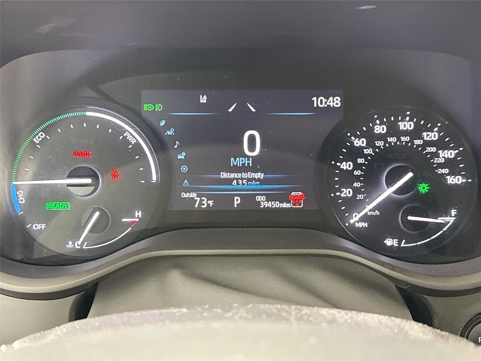 Used 2025 Wind Chill Pearl Toyota XLE 8-Passenger image 21