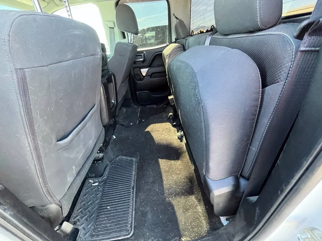Used 2016 White Chevrolet LT image 15