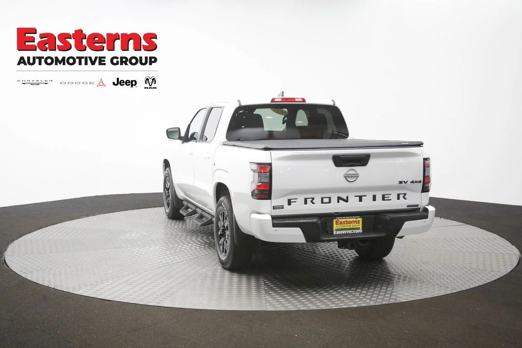 Used 2023 White Nissan SV image 61