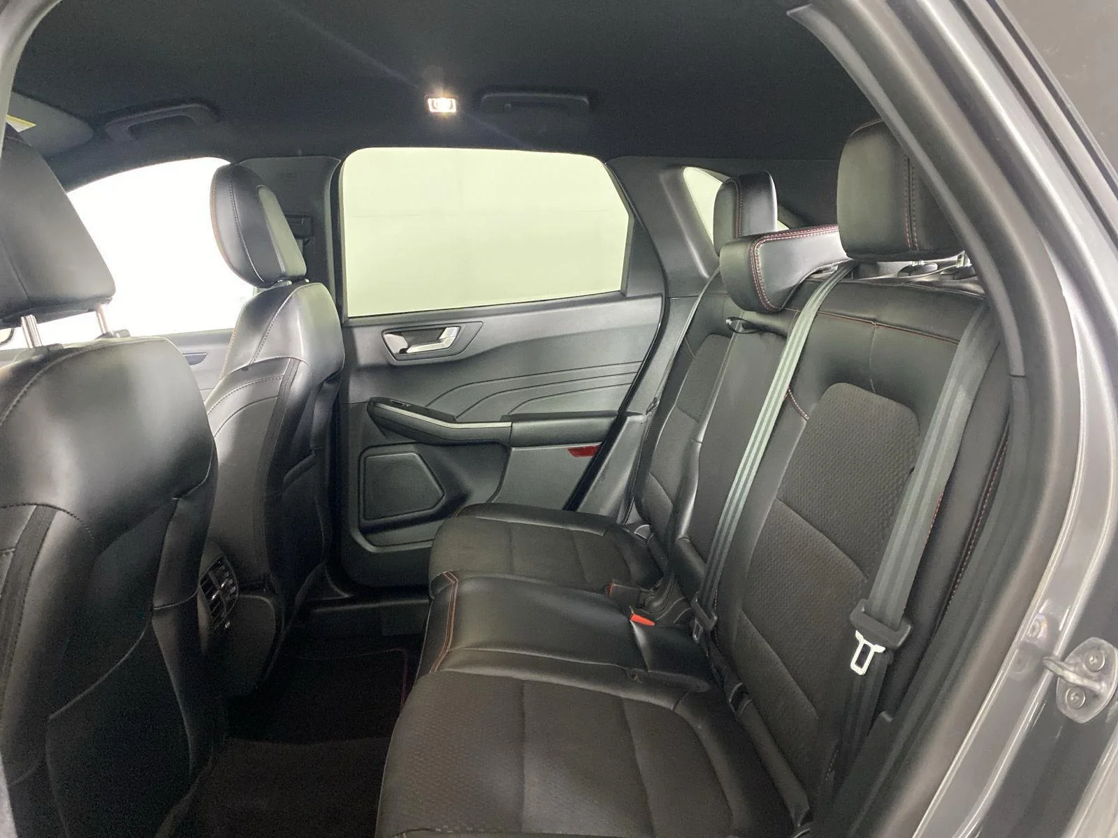 Used 2023 Carbonized Gray Ford ST-Line image 33
