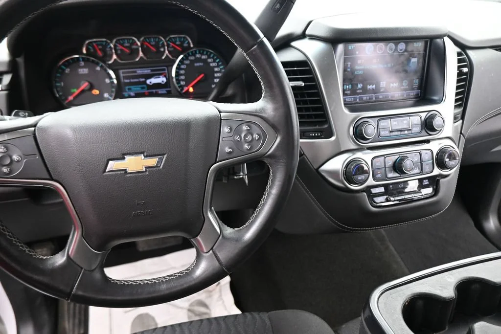 Used 2018 White Chevrolet LS image 37