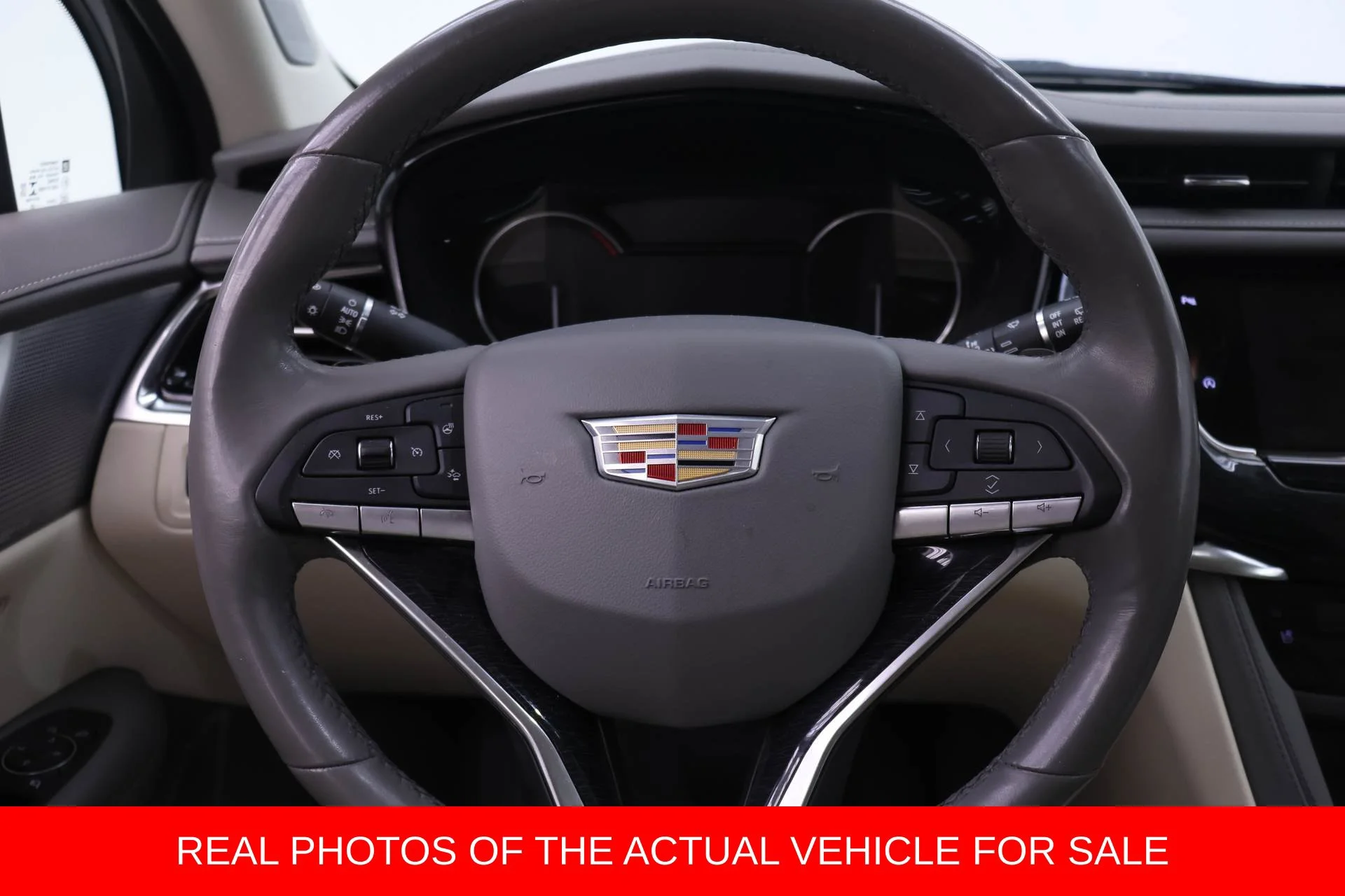Used 2021 White Cadillac Premium Luxury image 11