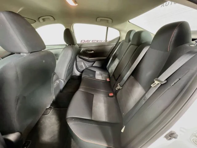 Used 2025 White Nissan SR image 23