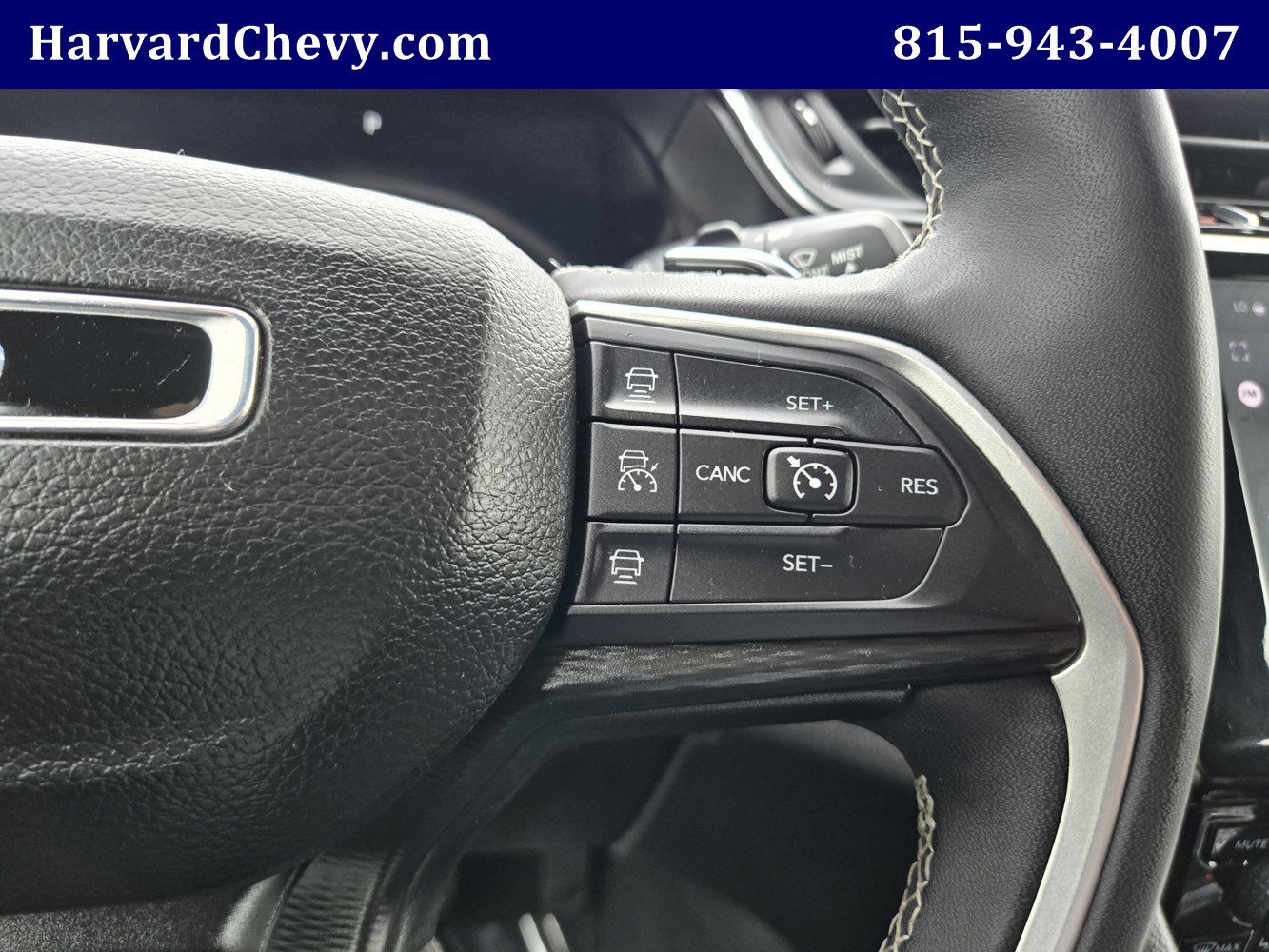 Used 2023 Black Jeep Altitude 4x4 image 17