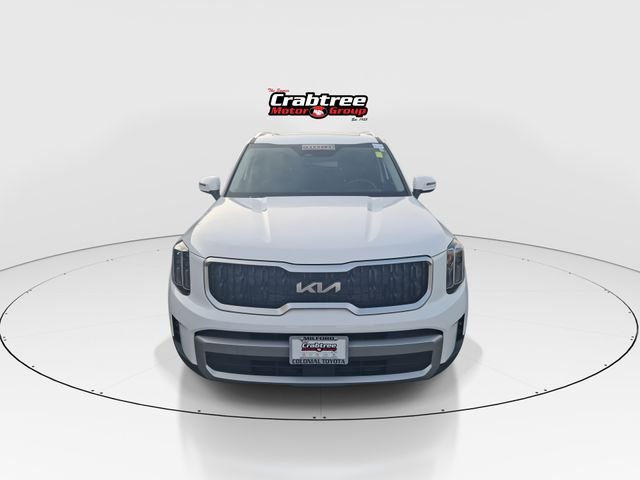 Used 2023 White Kia EX image 3
