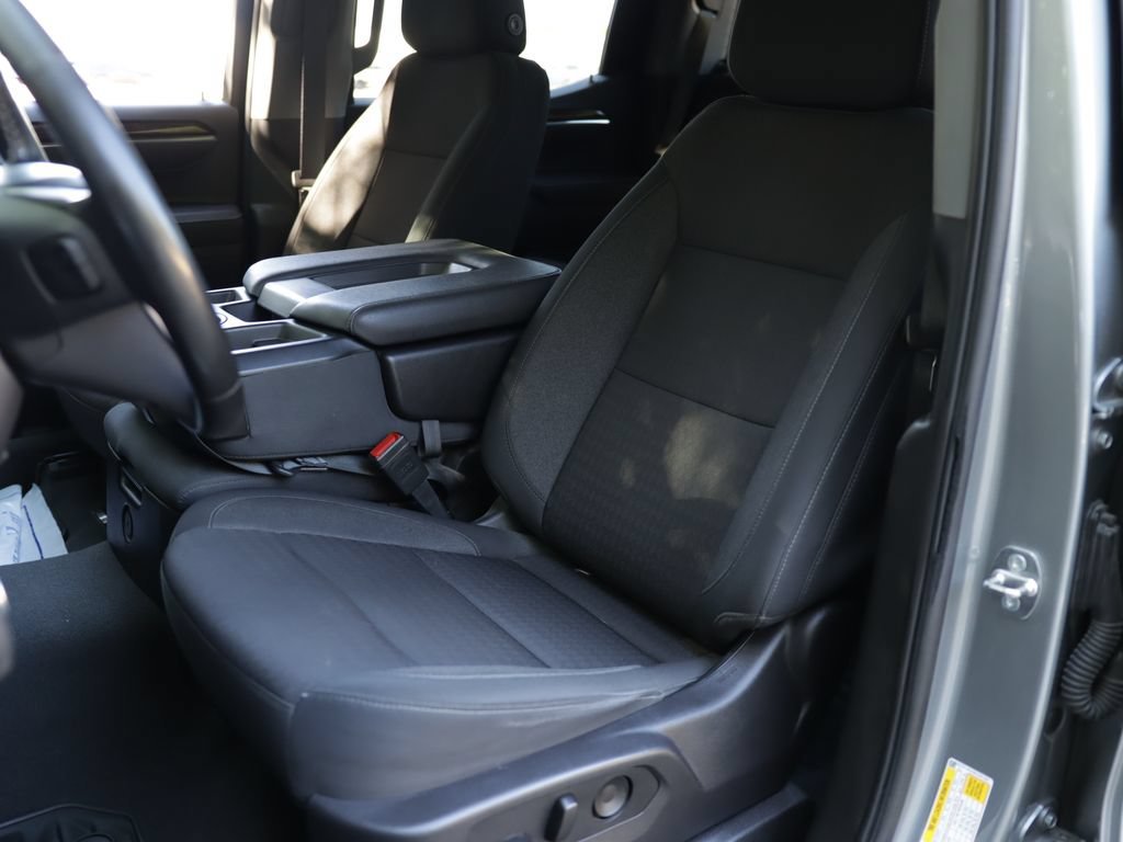 Used 2024 Sterling Metallic GMC Elevation image 22