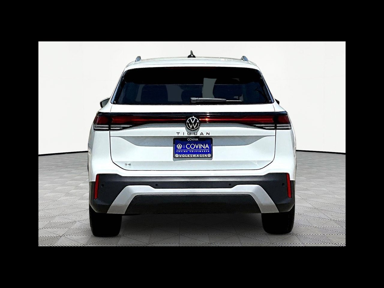 New 2026 Pure White Volkswagen 2.0T SE image 5