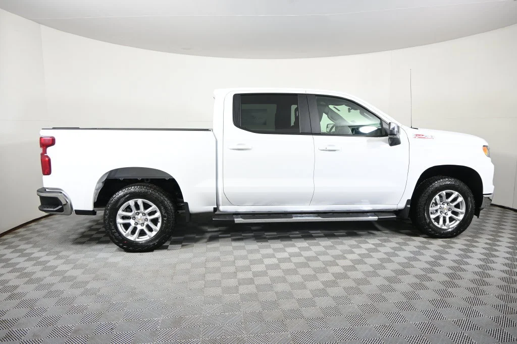 2026 Chevrolet Silverado 1500 LT - Photo 8