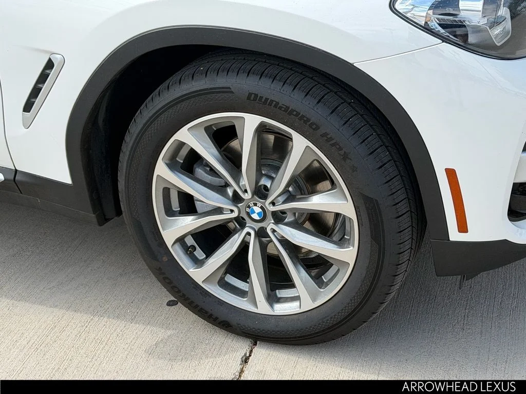 Used 2019 White BMW sDrive30i image 8