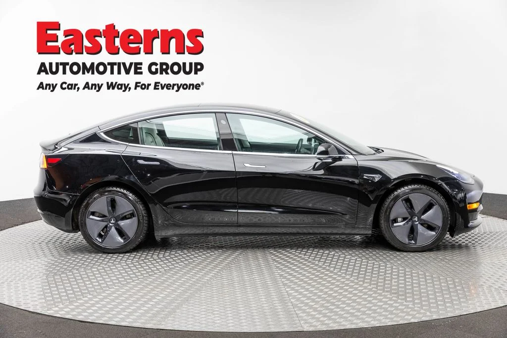 Used 2018 Black Tesla Long Range image 4