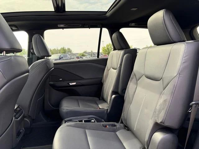 Used 2025 Black Lexus 350 Luxury image 22