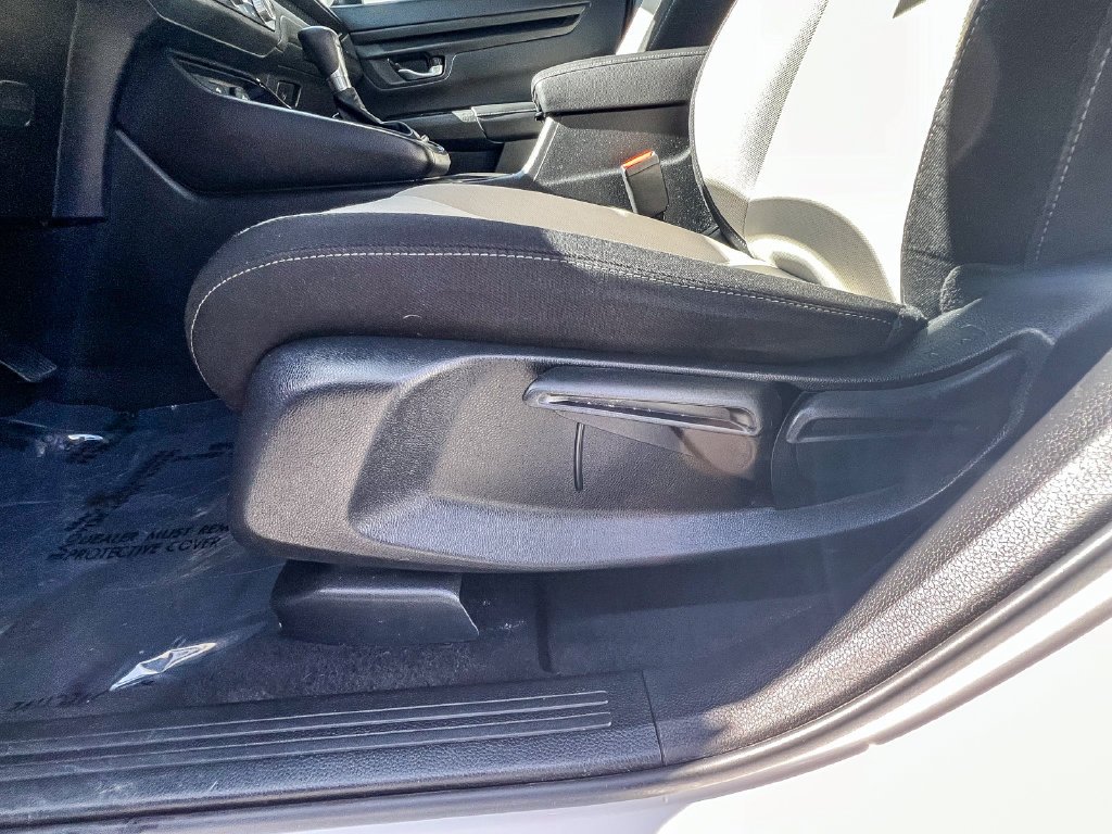 Used 2023 Platinum White Pearl Honda LX image 20