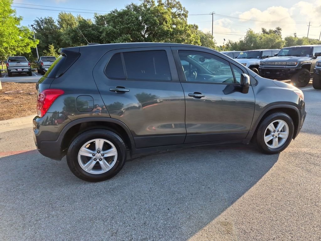 Used 2020 Gray Chevrolet LS image 10