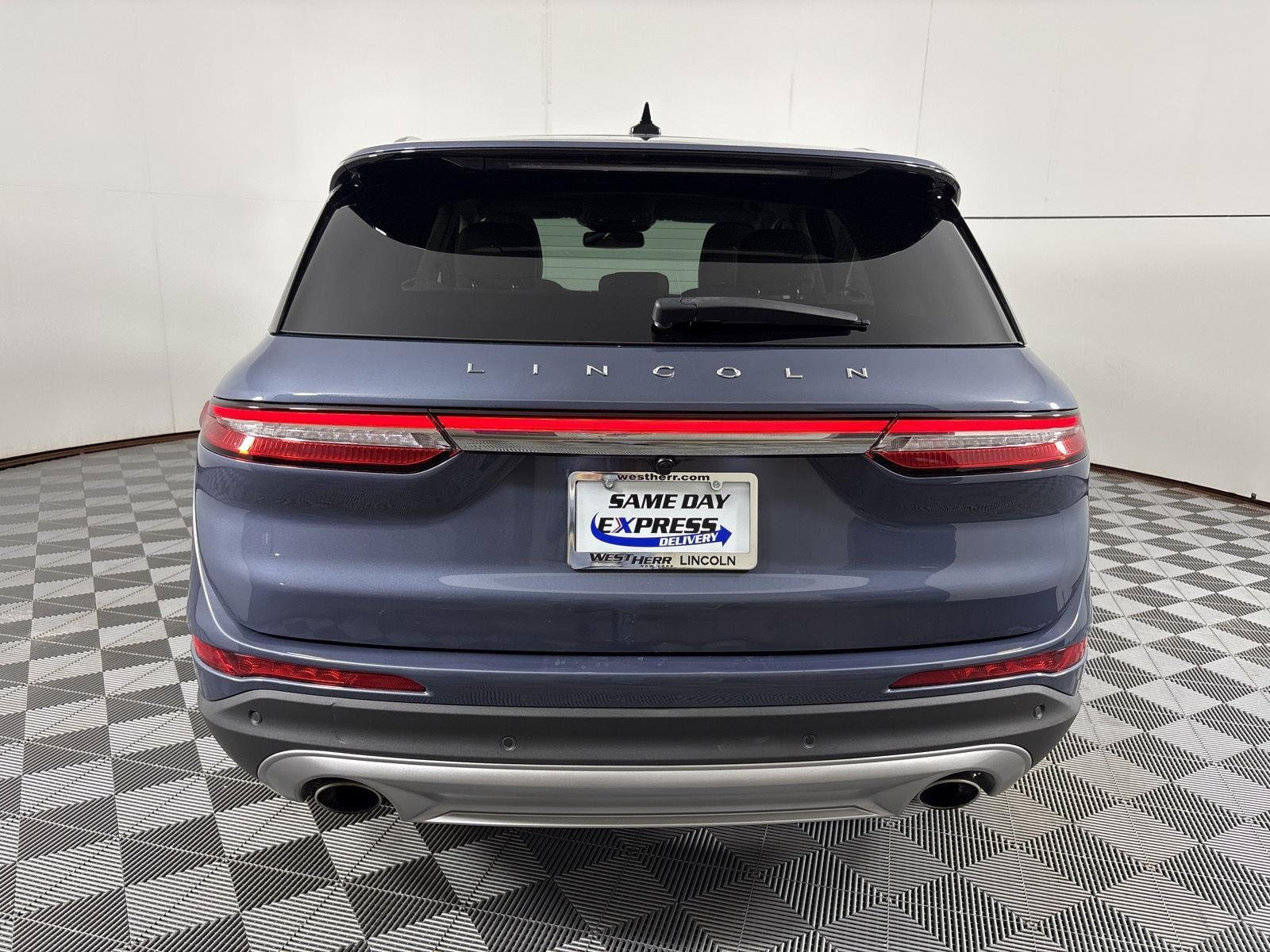 Used 2022 Ocean Drive Blue Metallic Tinted Clearciat Lincoln Standard image 17