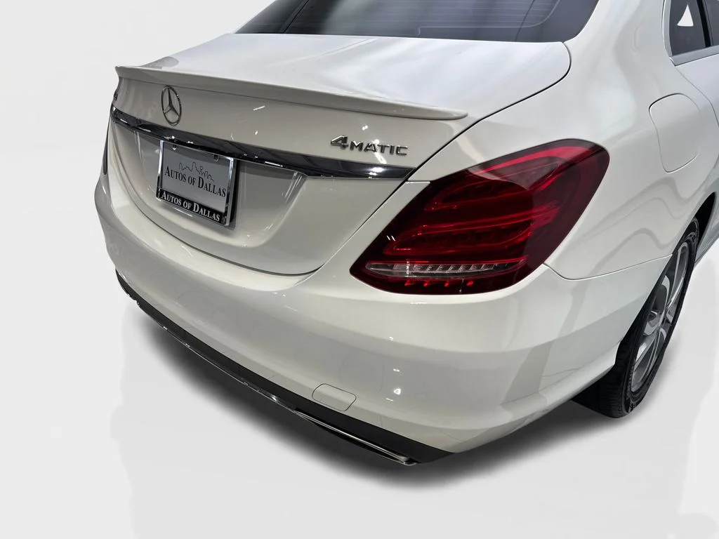 Used 2016  Mercedes-Benz C 300 image 18