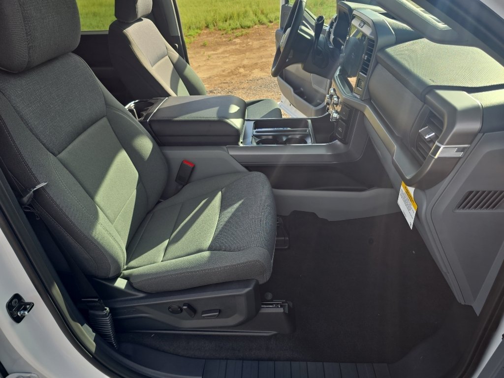 New 2026 White Ford XLT image 35