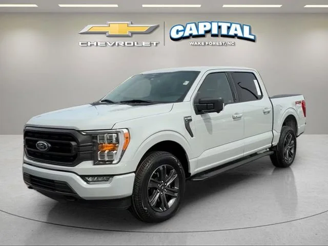 Used 2023 Gray Ford XLT image 1