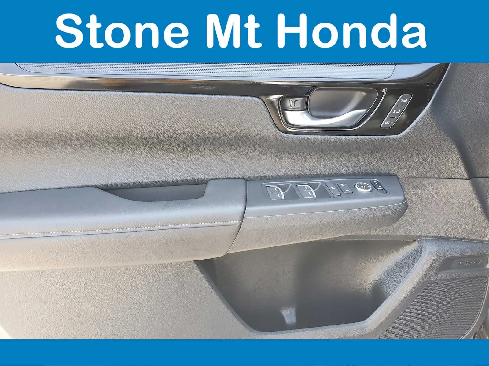 Used 2025 Meteorite Gray Metallic Honda EX-L image 19