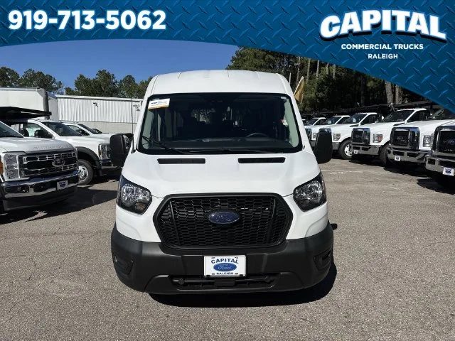 Used 2024 White Ford XL image 4