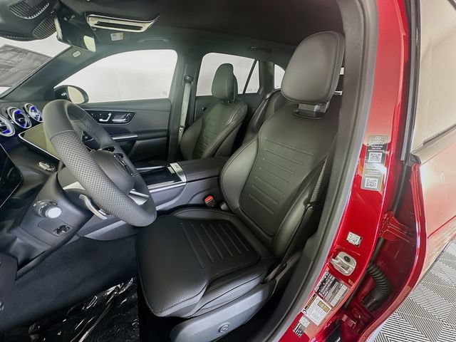 New 2026 MANUFAKTUR Patagonia Red Metallic Mercedes-Benz GLC 300 image 52