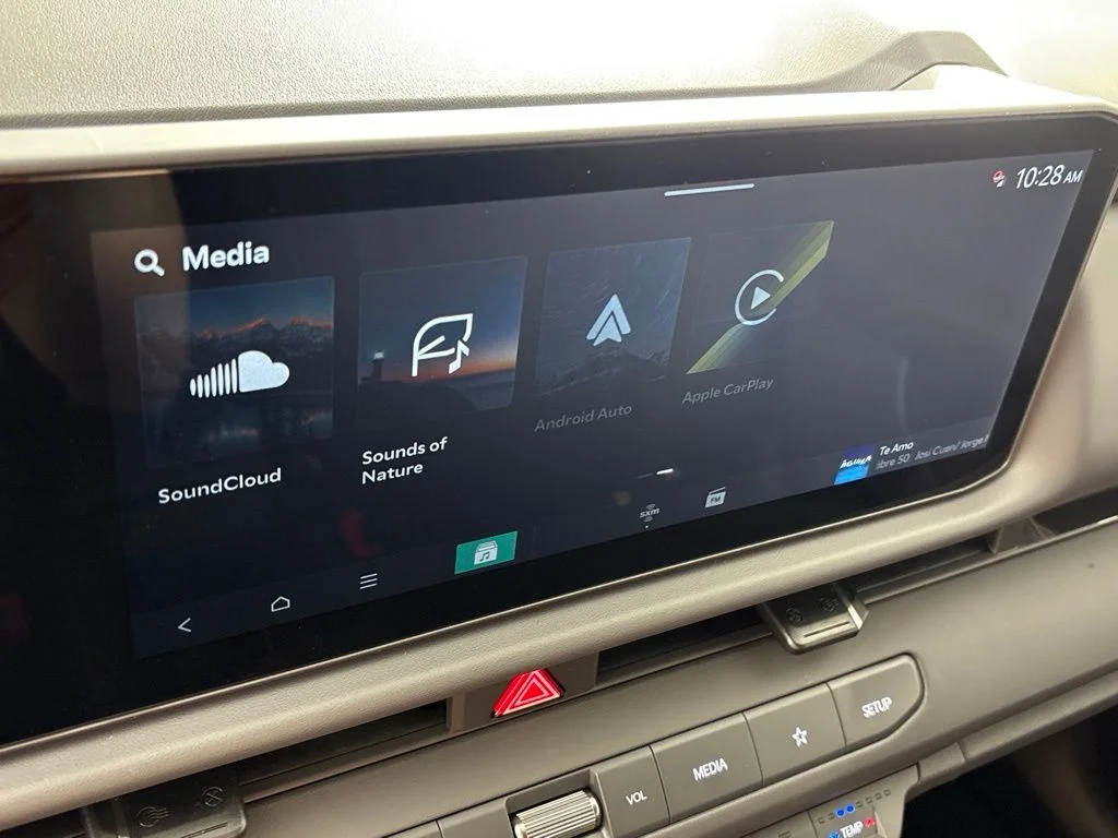 New 2027 Terrain Brown / Black Roof Kia X-Line S image 35