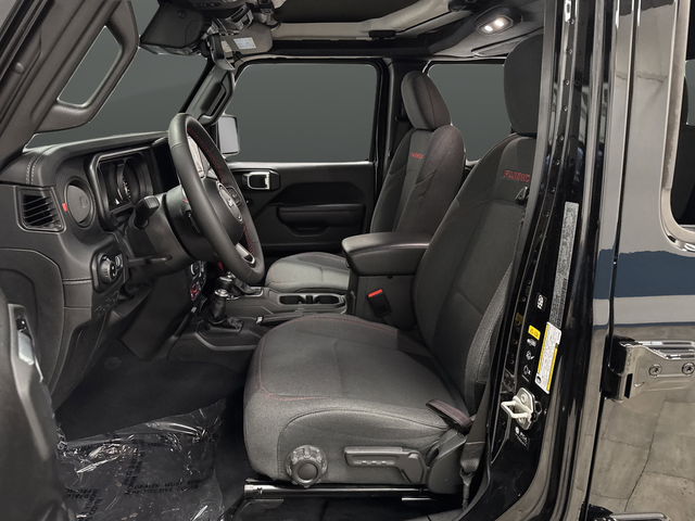 Used 2024 Black Clearcoat Jeep Rubicon image 4