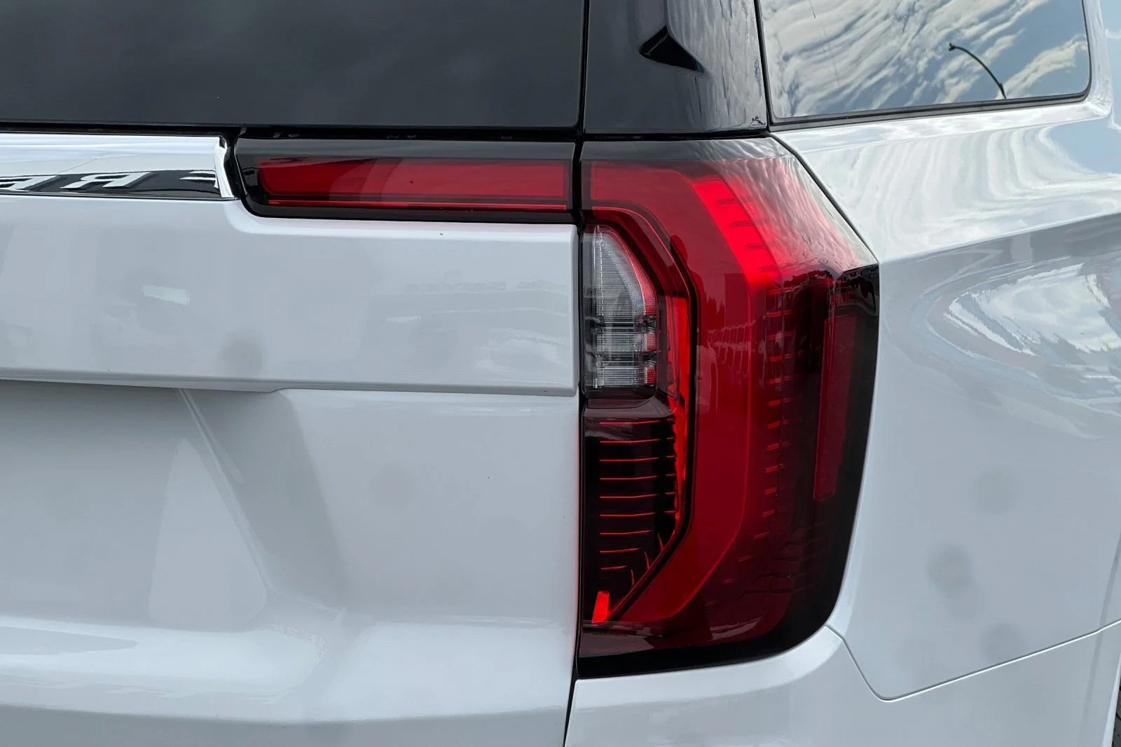 2026 GMC Yukon XL Elevation - Photo 7