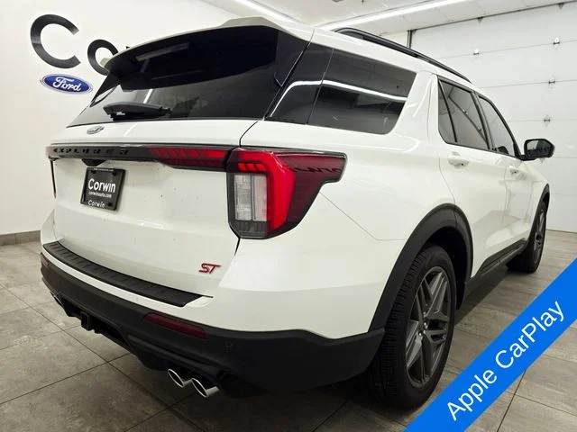 New 2026 Star White Metallic Tri-Coat Ford ST image 6