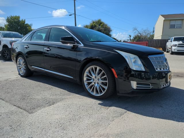 2014 Cadillac XTS 3.6L FWD Platinum Collection's photo