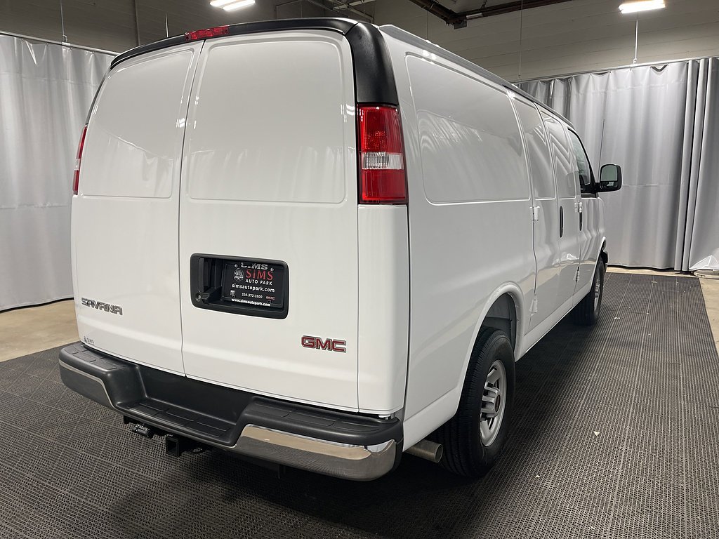 New 2026 Summit White GMC Work Van image 7