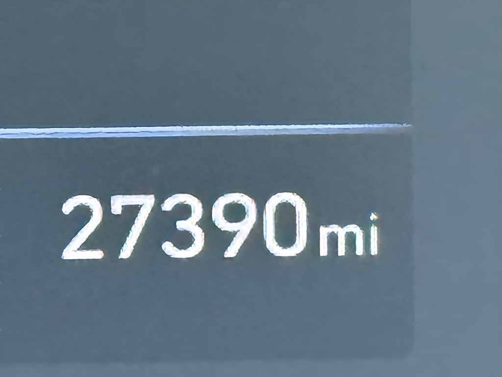 Used 2018 Silver Hyundai Base image 23