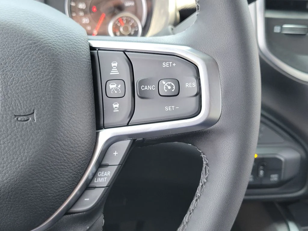 2026 Ram Ram 2500 Pickup photo 5