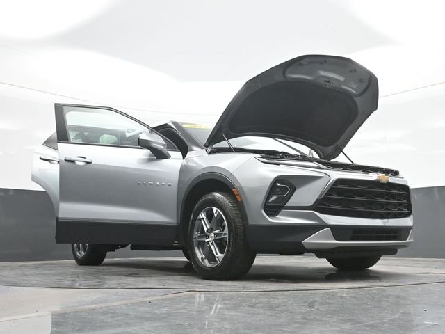 Used 2024 Gray Chevrolet LT image 32