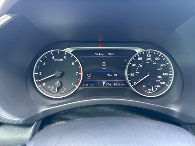 Used 2025 Gray Nissan SR image 16