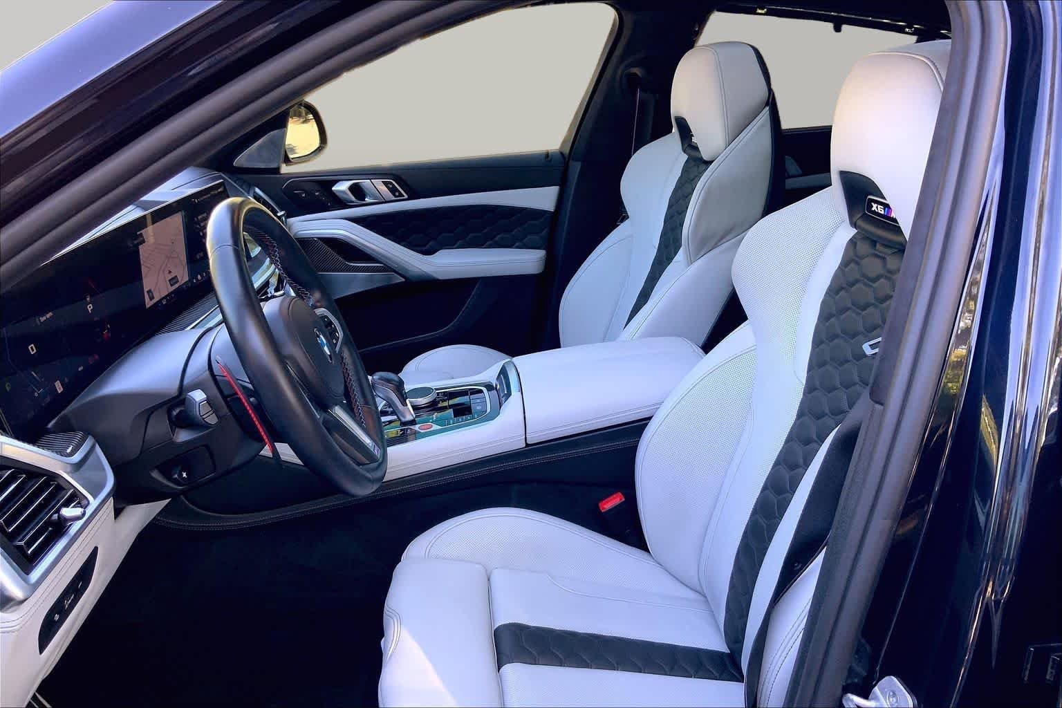 Pre-Owned 2024 BMW X6 M