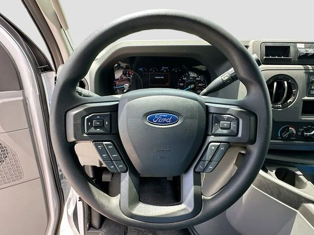 New 2026 Oxford White Ford Base image 7