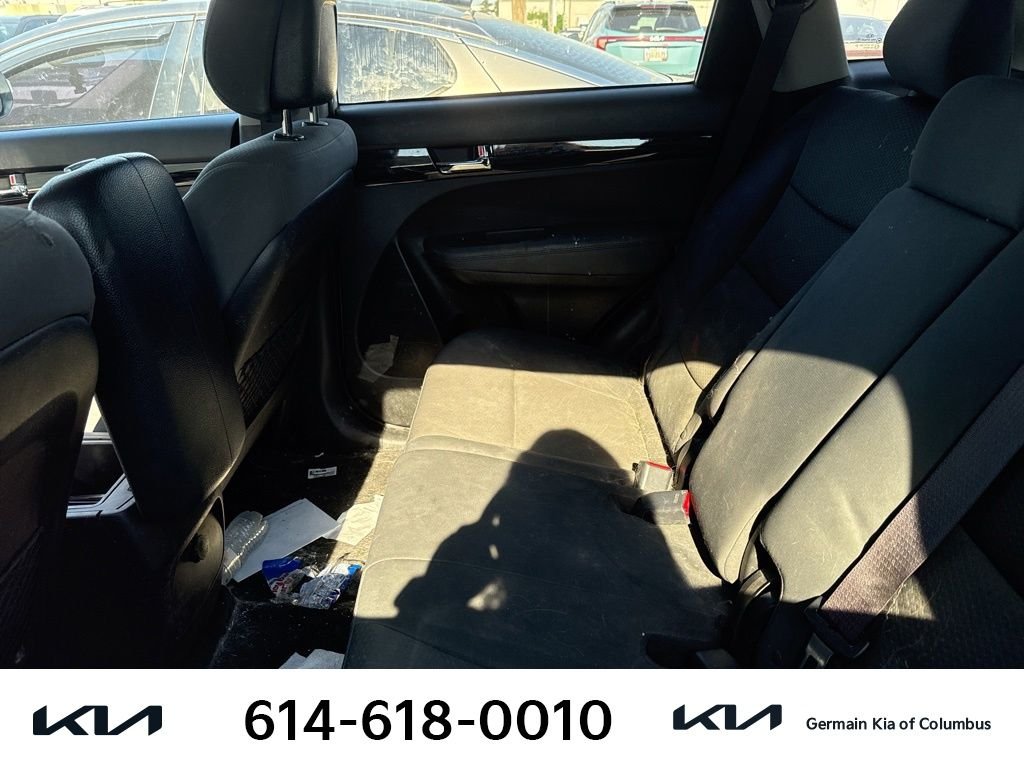 Used 2013 White Kia LX image 9