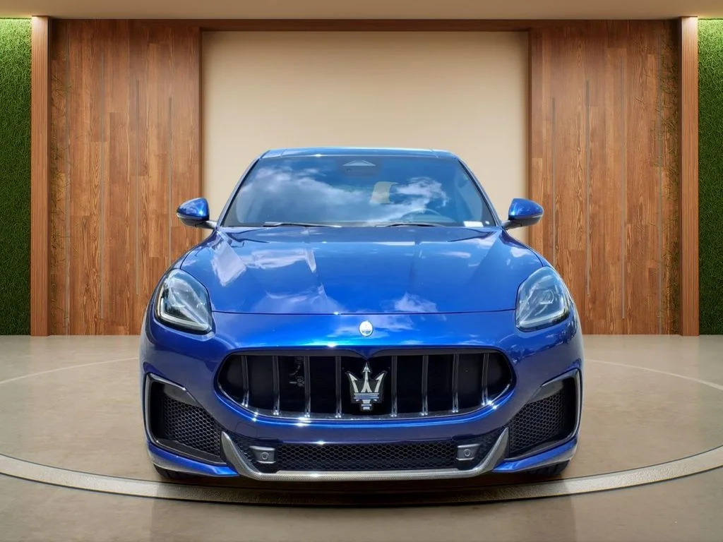 Used 2024 Blue Maserati Trofeo image 2
