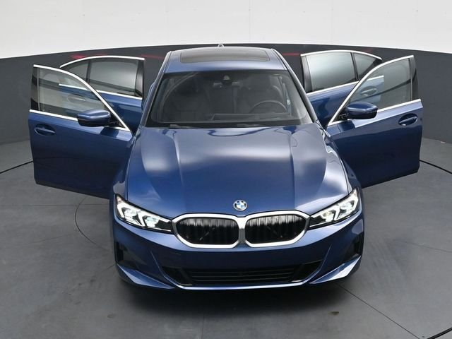 Used 2024 Blue BMW 330i image 41