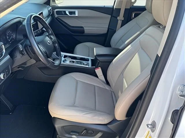 Used 2020 White Ford XLT image 5