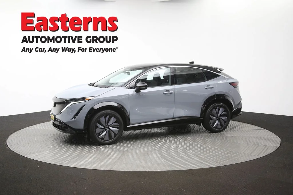 Used 2023 Gray Nissan VENTURE+ image 56